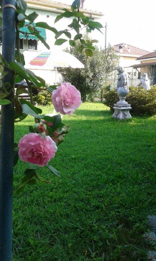 隆巴德古庭住宿加早餐旅馆 莫尔塔拉 外观 照片